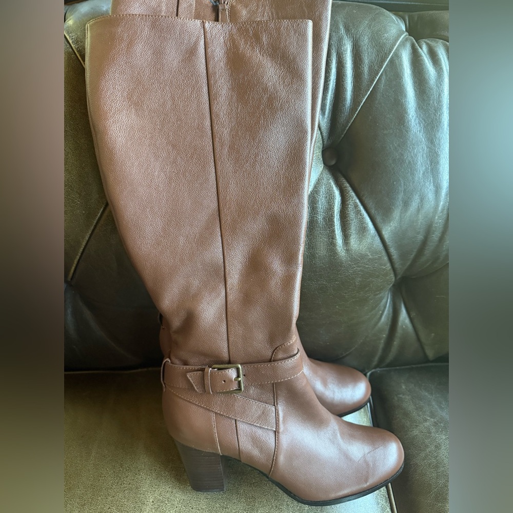 Cole Haan Brown Leather Heeled Boots Size 11M